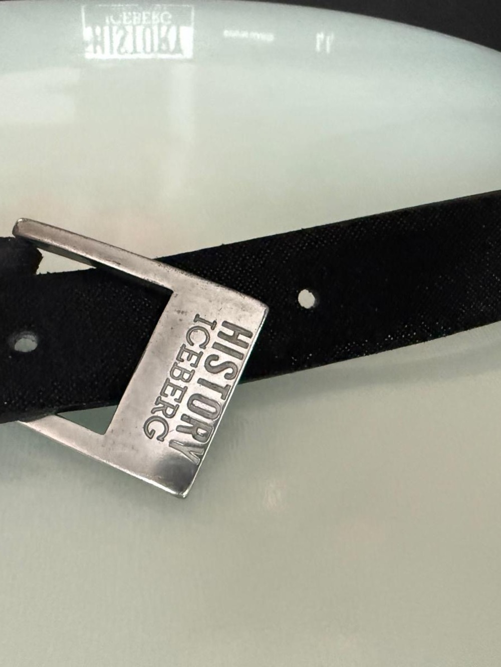 Vintage History Iceberg Black Leather Belt Silver Logo Buck